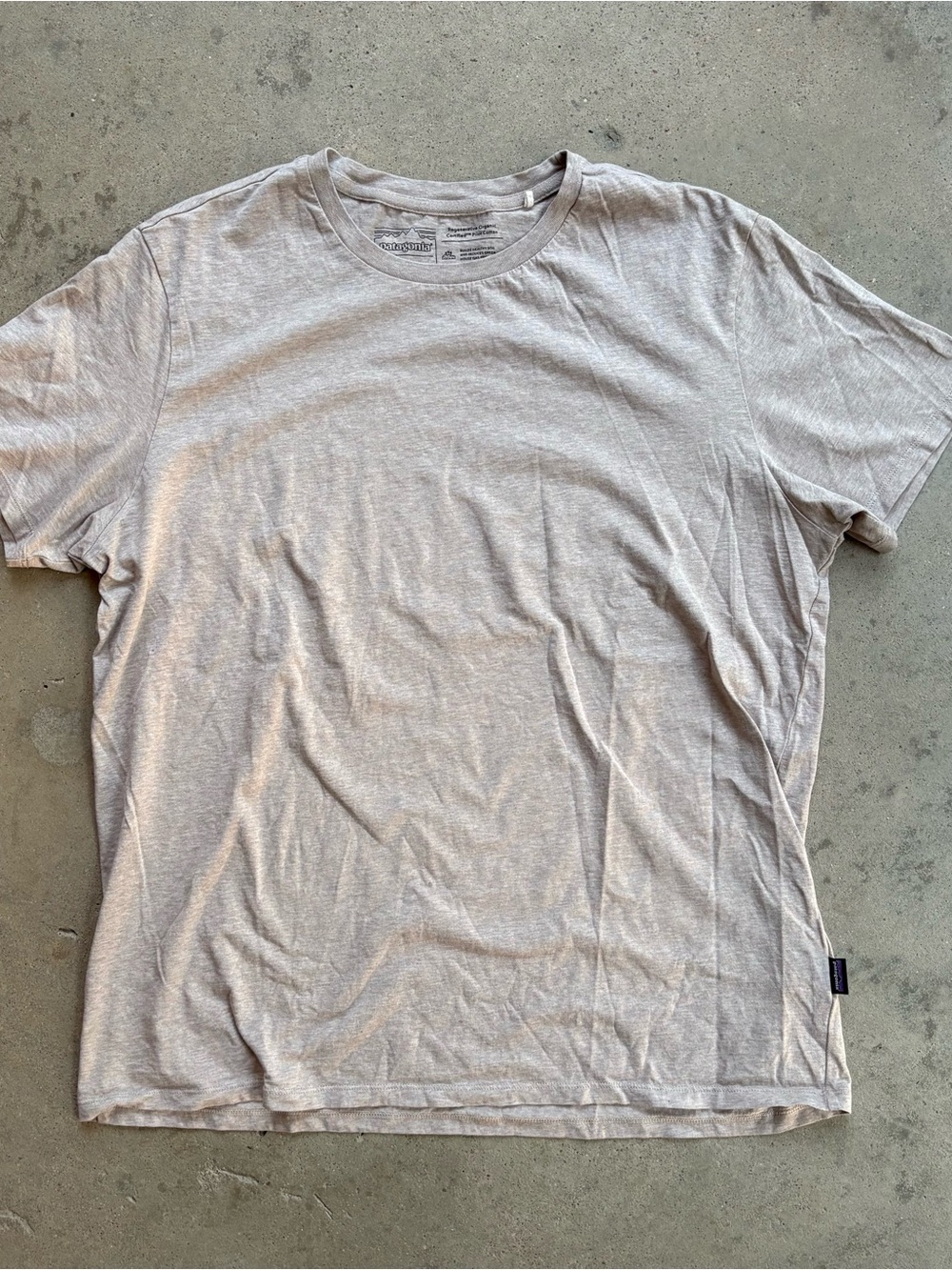 Patagonia Short Sleeve T-Shirt Men's Large Sand Colored 100% Organic Cotton